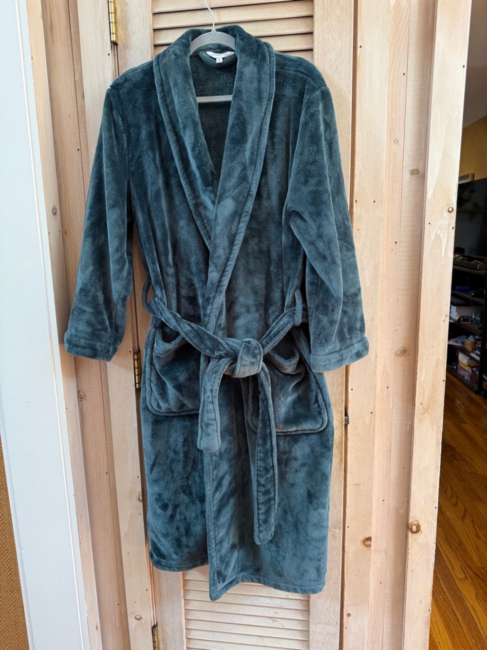 The Company Store Luxe Plush Dark Green Men's Bath Robe Unisex Small Full Length